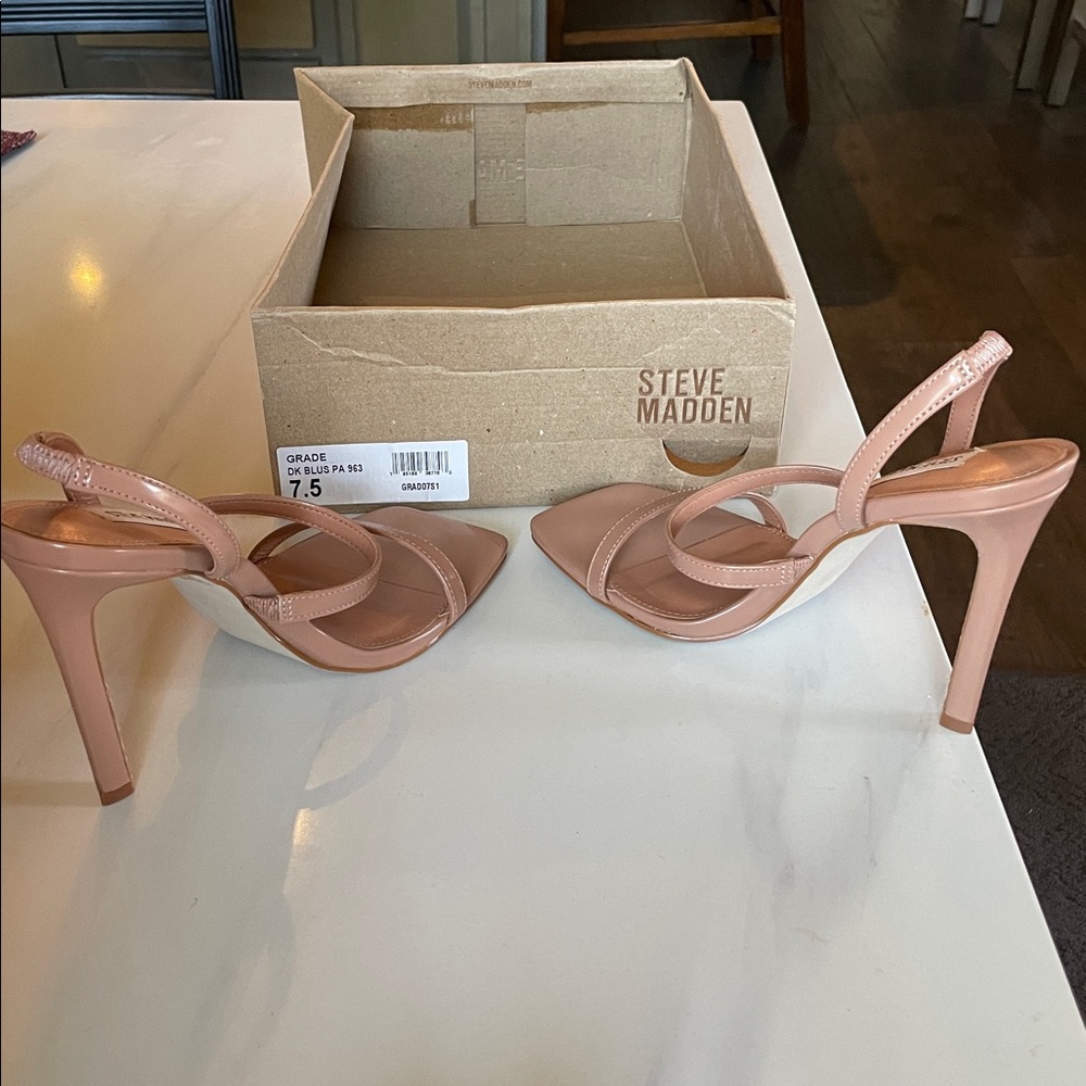 Steve Madden Blush Strappy Sandals